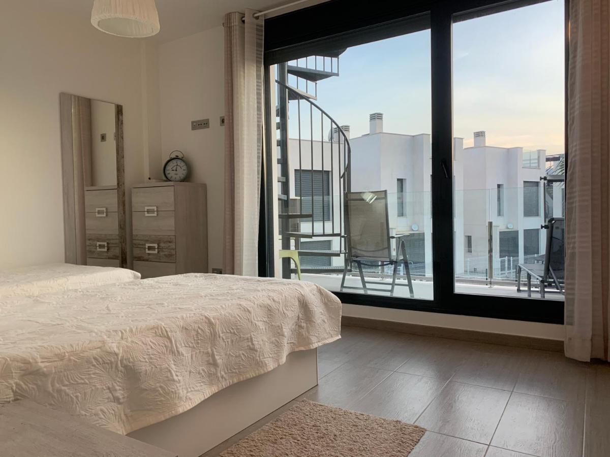 Punta Prima Villa 3 Bedrooms And Solarium Sea View ตอร์เรเวียคา ภายนอก รูปภาพ