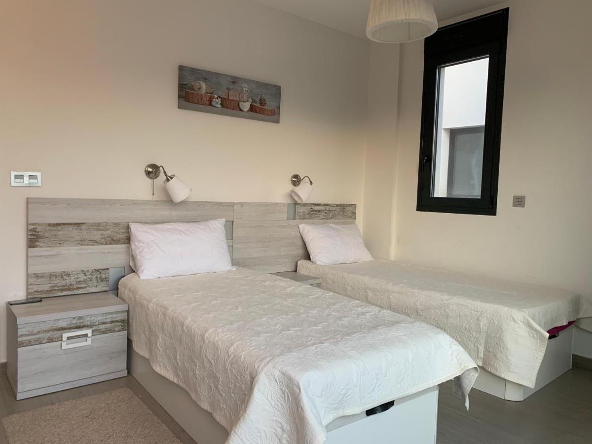 Punta Prima Villa 3 Bedrooms And Solarium Sea View ตอร์เรเวียคา ภายนอก รูปภาพ